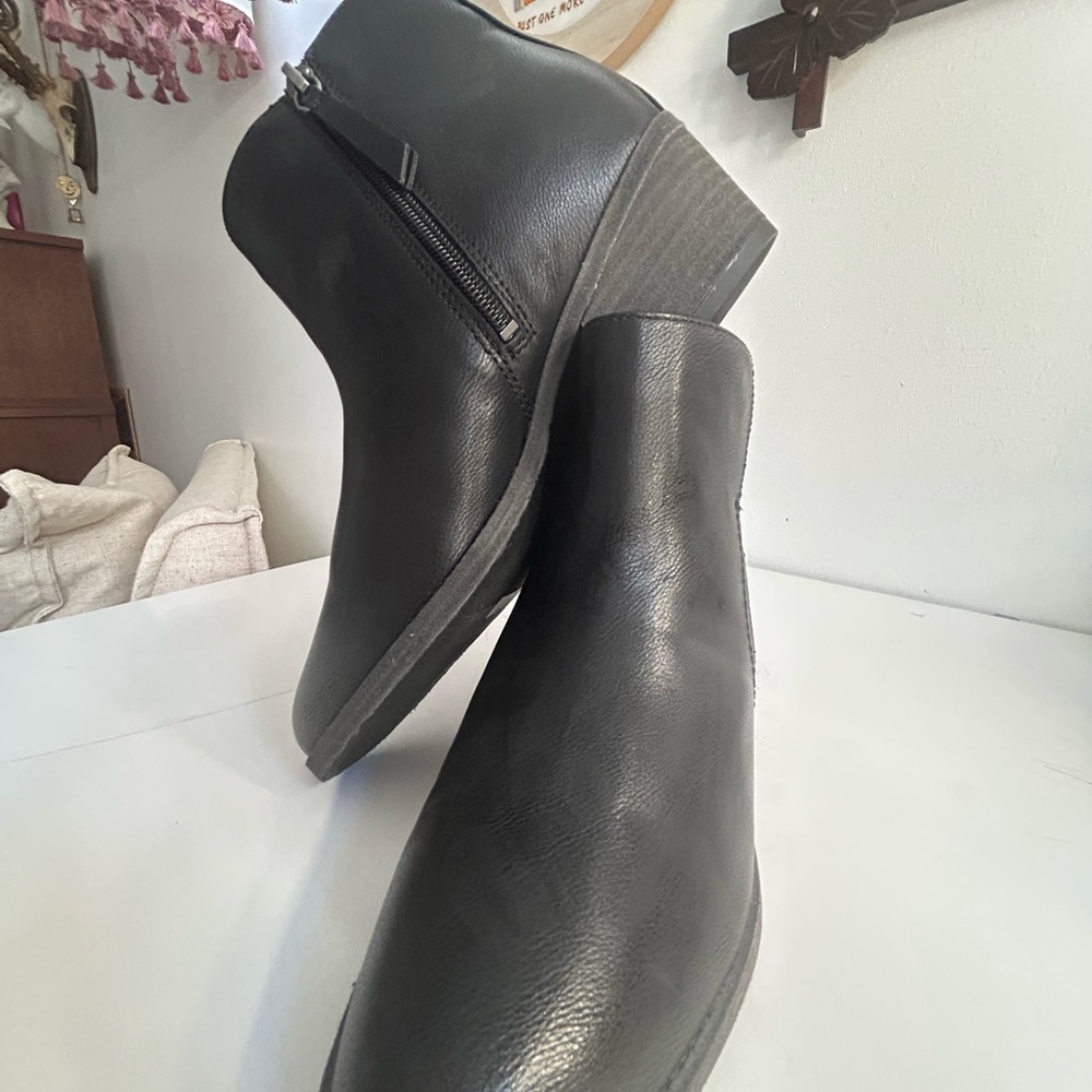 SOUL Naturalizer Black Ankle Boots